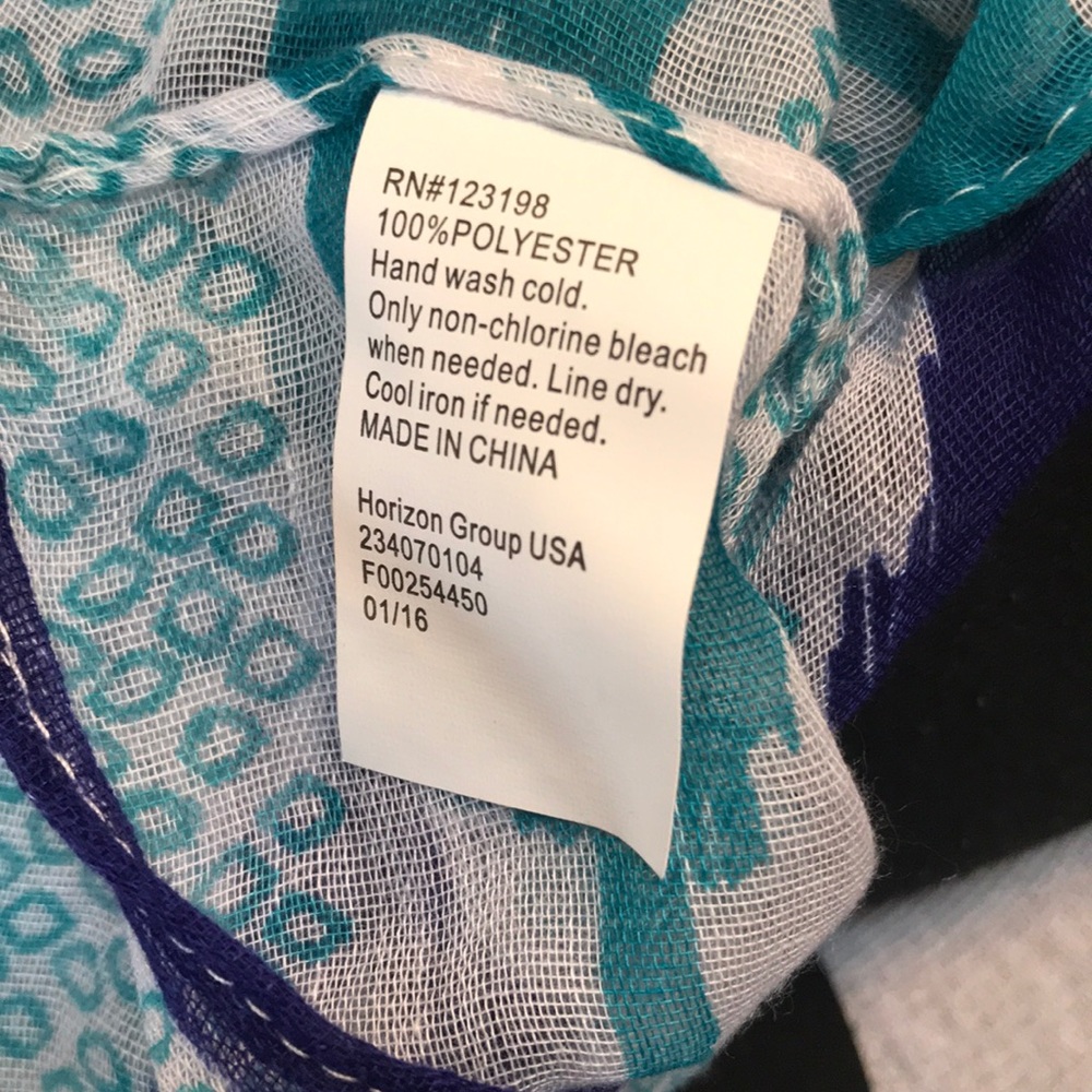 Infinity Scarf - Picture 3 of 3